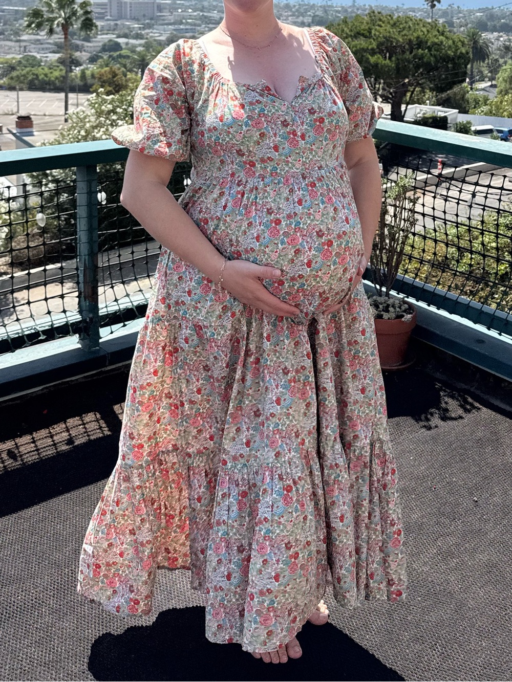 Roller Rabbit Agnese tiered floral maxi dress
Size L midi Puff Sleeve Oversized